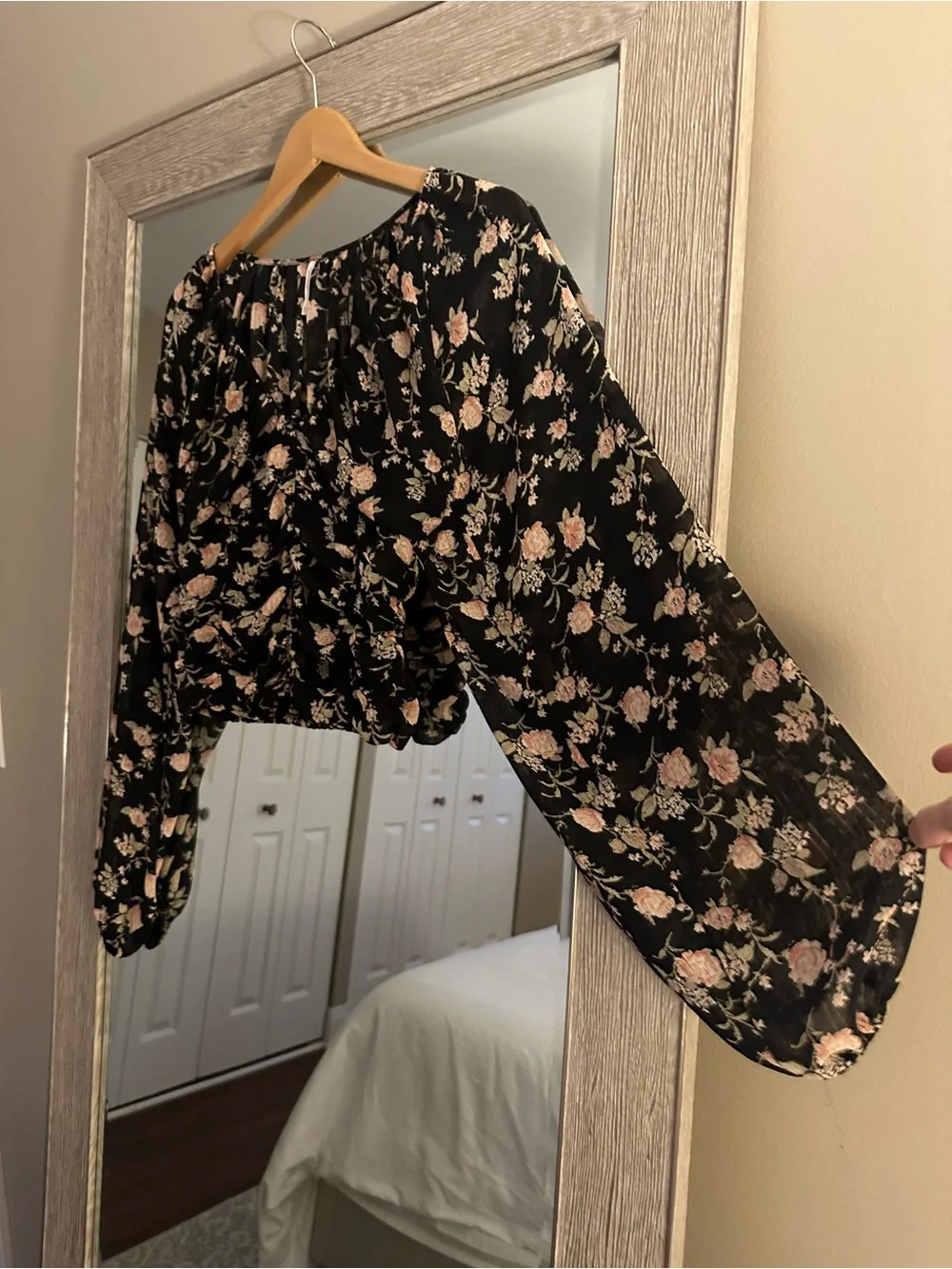 Free People Black And Pink Floral Rose Smocked Long Sleeve Boho Crop Blouse XS